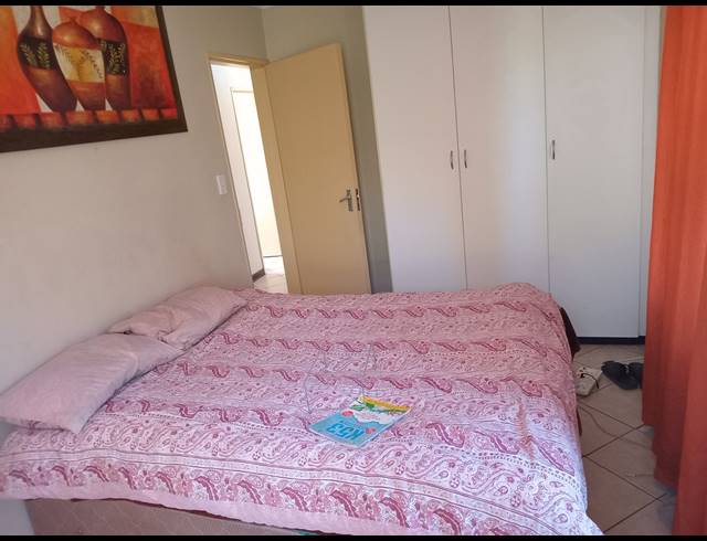 3 BEDROOM FREEHOLD TO LET IN COSMO CITY